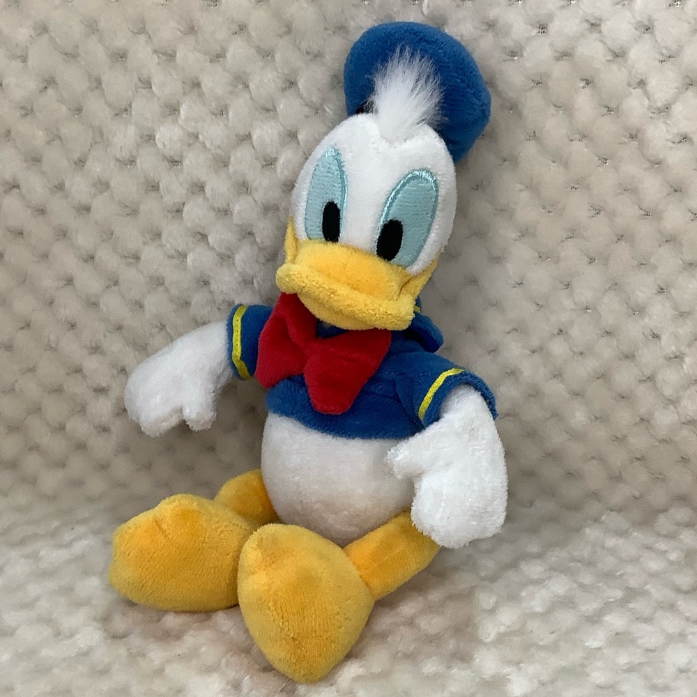 Disney Donald Duck Plush 9” Tush Tags Only Freshly Washed 🦆